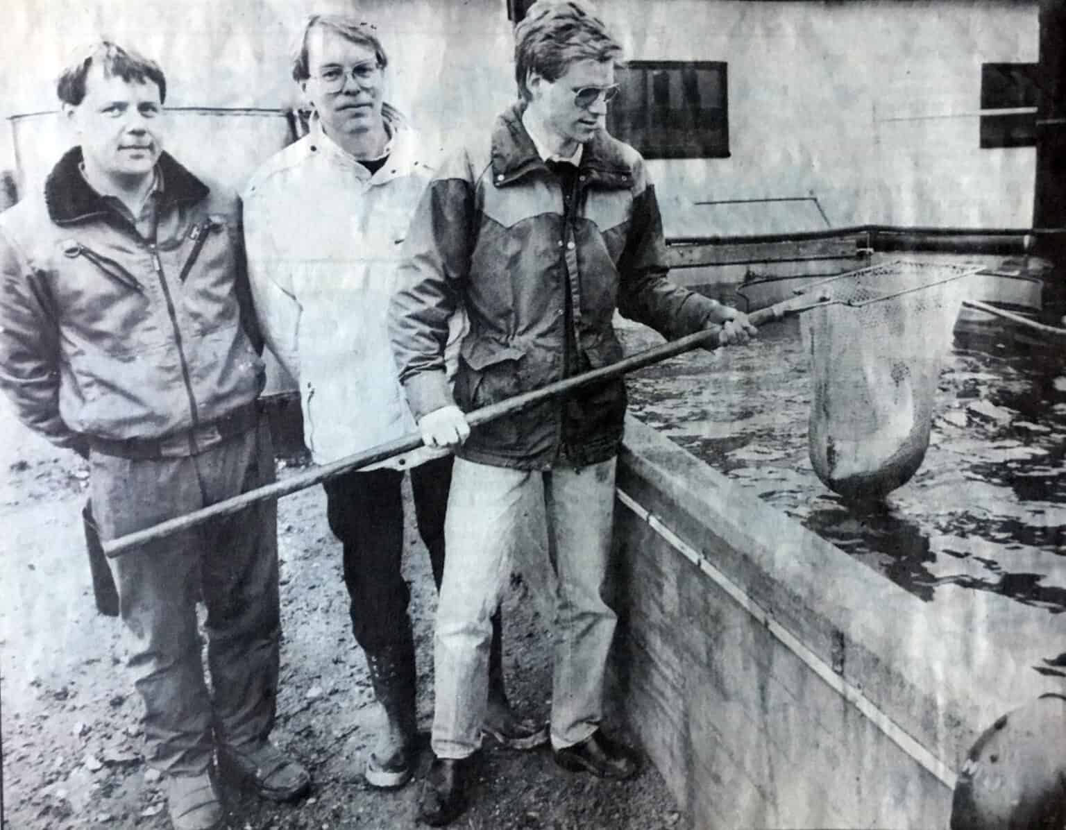 Historisk bild från Almhaga där fisk används för att testa reningsanläggning i verklig drift